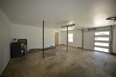 Come see this rare find in Lake Kiowa located right on the first on Lake Kiowa Golf Course in Texas - for sale on GolfHomes.com, golf home, golf lot