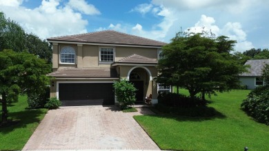 Introducing a stunning new listing in the heart of Wellington! on The Wanderers Club in Florida - for sale on GolfHomes.com, golf home, golf lot