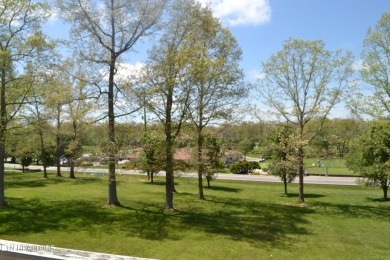 A great neighborly Lake Tansi golf course condominium community on Lake Tansi Village Country Club in Tennessee - for sale on GolfHomes.com, golf home, golf lot