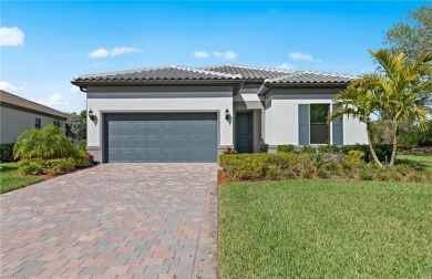 AVAILABLE NOW! This Summerwood plan is ready for move-in on River Hall Country Club in Florida - for sale on GolfHomes.com, golf home, golf lot