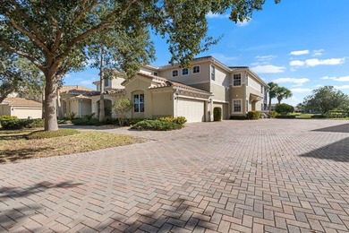 Beautifully maintained 3-bed/2-bath/2-car garage FURNISHED on The Club Renaissance in Florida - for sale on GolfHomes.com, golf home, golf lot