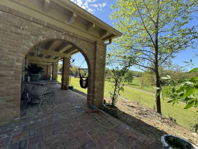 One of the coolest condo designs in the area. This 3 bed 2 bath on Belvedere Golf Club in Arkansas - for sale on GolfHomes.com, golf home, golf lot