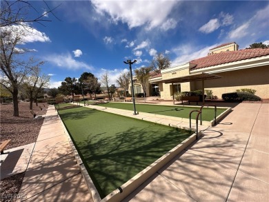 Beautifully updated townhome in the heart of Sun City Summerlin! on Eagle Crest Golf Club in Nevada - for sale on GolfHomes.com, golf home, golf lot