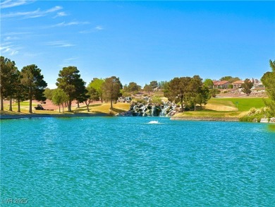 Beautifully updated townhome in the heart of Sun City Summerlin! on Eagle Crest Golf Club in Nevada - for sale on GolfHomes.com, golf home, golf lot