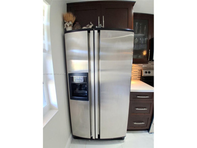 FULLY REMODELED LAKE FRONT-CONDO located in the heart of on Sunrise Lakes Phase IV Golf Course in Florida - for sale on GolfHomes.com, golf home, golf lot