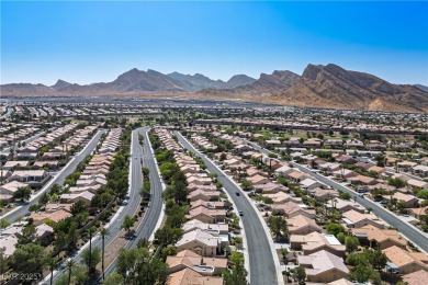 Beautifully updated townhome in the heart of Sun City Summerlin! on Eagle Crest Golf Club in Nevada - for sale on GolfHomes.com, golf home, golf lot