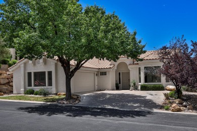 Fresh interior and exterior paint, makes this one shine like a on Southgate Golf Course in Utah - for sale on GolfHomes.com, golf home, golf lot