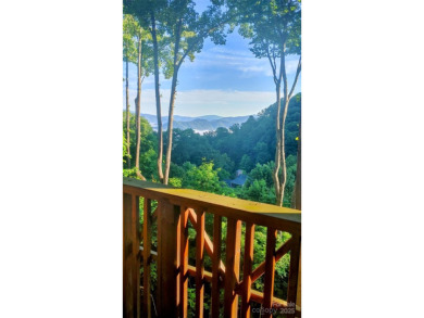 This is a must-see, upscale well-appointed condo in the gorgeous on Mountain Air Country Club in North Carolina - for sale on GolfHomes.com, golf home, golf lot