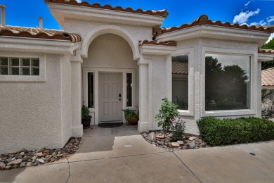 Fresh interior and exterior paint, makes this one shine like a on Southgate Golf Course in Utah - for sale on GolfHomes.com, golf home, golf lot