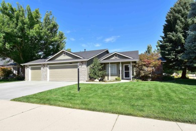 You will love this beautifully updated single-level family home on Lakeview Golf Club in Idaho - for sale on GolfHomes.com, golf home, golf lot
