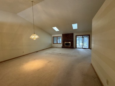 Located in the desirable Fairway Oaks Villas, this 2-bedroom, 2 on Buena Vista Golf Course in Illinois - for sale on GolfHomes.com, golf home, golf lot