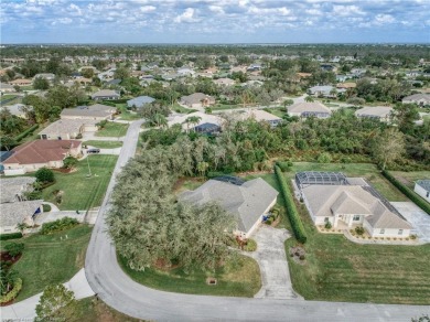 Welcome to this beautifully updated 3-bedroom, 2-bathroom home on Sun n Lake Golf and Country Club in Florida - for sale on GolfHomes.com, golf home, golf lot