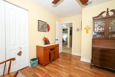 Absolutely impeccable and cute as a button! 
This Tuskawilla on Tuscawilla Country Club in Florida - for sale on GolfHomes.com, golf home, golf lot