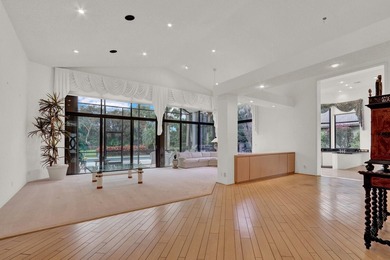 Extended Patio B, Quiet Street, Close to the Clubhouse on Frenchmans Creek Country Club in Florida - for sale on GolfHomes.com, golf home, golf lot