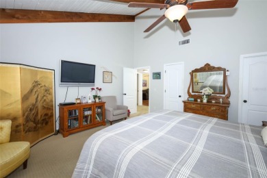 Absolutely impeccable and cute as a button! 
This Tuskawilla on Tuscawilla Country Club in Florida - for sale on GolfHomes.com, golf home, golf lot