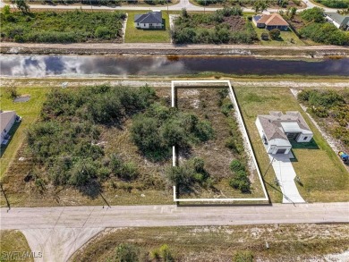 Build Your Dream Home! Discover the perfect opportunity to build on Mirror Lakes Golf Club in Florida - for sale on GolfHomes.com, golf home, golf lot