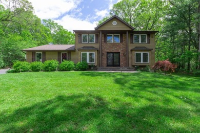 Location! Location! Beautiful 5 Bedroom Center Hall Colonial on Dix Hills Park Golf Course in New York - for sale on GolfHomes.com, golf home, golf lot