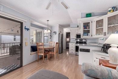 Your new adorable cozy 1 bedroom, 2 bath home with a huge family on Viewpoint Golf Resort in Arizona - for sale on GolfHomes.com, golf home, golf lot