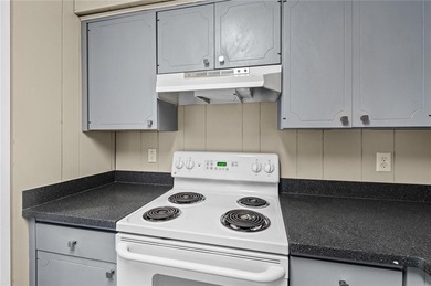 Experience the perfect blend of comfort, convenience, and value on Bella Vista Country Club and Golf Course in Arkansas - for sale on GolfHomes.com, golf home, golf lot