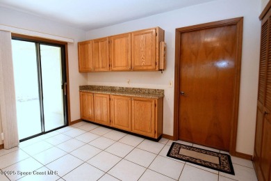 Owner is eager to sell!  Make an offer on this charming on Cane Creek Reserve Golf Course in Florida - for sale on GolfHomes.com, golf home, golf lot