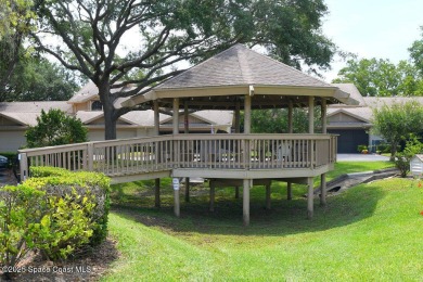 Owner is eager to sell!  Make an offer on this charming on Cane Creek Reserve Golf Course in Florida - for sale on GolfHomes.com, golf home, golf lot