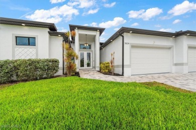 LOCATION, LOCATION LOCATION!!! Located in the prestigious Tarpon on Royal Tee Country Club in Florida - for sale on GolfHomes.com, golf home, golf lot