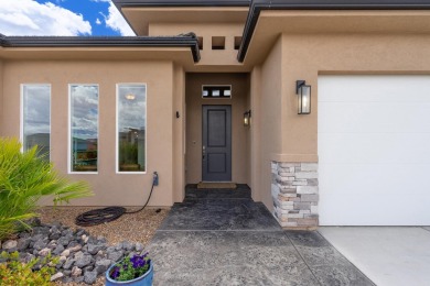 Well-Maintained 3-Bedroom Home in Popular Cascada at Divario

 on Sunbrook Golf Course in Utah - for sale on GolfHomes.com, golf home, golf lot