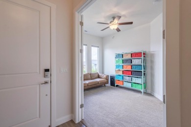 Well-Maintained 3-Bedroom Home in Popular Cascada at Divario

 on Sunbrook Golf Course in Utah - for sale on GolfHomes.com, golf home, golf lot