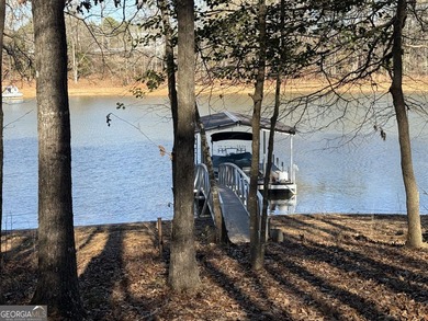 This Lake Hartwell lot has a perfect grade for a walkout on Fox Wood Hills Golf Course in South Carolina - for sale on GolfHomes.com, golf home, golf lot