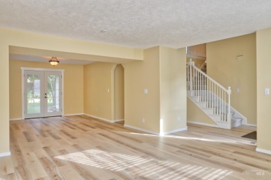 Nestled in a quiet culdesac, you will love coming home to your on Eagle Hills Golf Course in Idaho - for sale on GolfHomes.com, golf home, golf lot