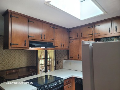 California, Miami Beach, and places in between choose on Killearn Country Club and Inn in Florida - for sale on GolfHomes.com, golf home, golf lot
