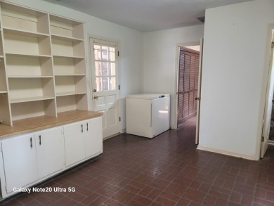 California, Miami Beach, and places in between choose on Killearn Country Club and Inn in Florida - for sale on GolfHomes.com, golf home, golf lot