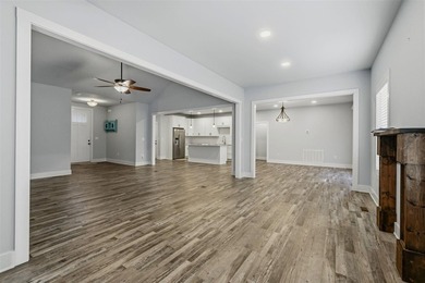 Located in the desirable Huntington Park neighborhood adjacent on Franklin Country Club in Kentucky - for sale on GolfHomes.com, golf home, golf lot