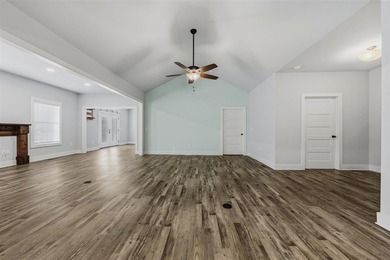 Located in the desirable Huntington Park neighborhood adjacent on Franklin Country Club in Kentucky - for sale on GolfHomes.com, golf home, golf lot