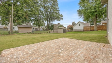 Beautiful Birdland Home & COMPLETELY remodeled! 5 bedrooms, 4 on Jonesboro Country Club in Arkansas - for sale on GolfHomes.com, golf home, golf lot