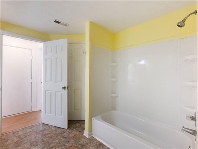 Discover cozy, low-maintenance living in this charming end-unit on Heritage Golf Links in Georgia - for sale on GolfHomes.com, golf home, golf lot