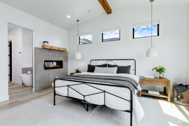 Fully custom upgraded 5 bedroom 3.5 bath home on over 1/4 acre on Eagle Legacy Golf Course in Idaho - for sale on GolfHomes.com, golf home, golf lot