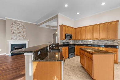 Well maintained single level 3 bedroom, 2.5 bathroom home on Arrowhead Country Club in South Carolina - for sale on GolfHomes.com, golf home, golf lot