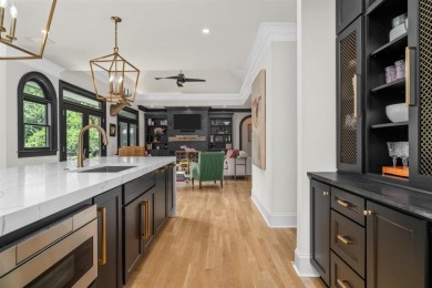 IF YOU EVER WANTED TO LIVE AND ENJOY THE LIFESTYLE AT THE on Marietta Country Club in Georgia - for sale on GolfHomes.com, golf home, golf lot