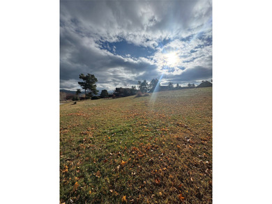 Discover the perfect blend of recreation, scenery, and on Hamilton Golf Club in Montana - for sale on GolfHomes.com, golf home, golf lot