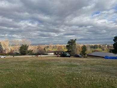 Discover the perfect blend of recreation, scenery, and on Hamilton Golf Club in Montana - for sale on GolfHomes.com, golf home, golf lot