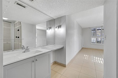 Sellers Motivated! Perfect opportunity for investors! This on Inverrary Country Club in Florida - for sale on GolfHomes.com, golf home, golf lot
