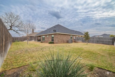 Beautiful Bentwood Home with all of the bells and whistles! on Bentwood Country Club in Texas - for sale on GolfHomes.com, golf home, golf lot