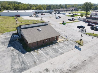 PRICE DROP - Outstanding opportunity! Great commercial space on Union Hills Golf Course in Missouri - for sale on GolfHomes.com, golf home, golf lot