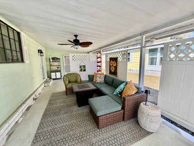 Home is located in Water Oak Country Club Estates in Lady Lake on Water Oak Country Club Estates in Florida - for sale on GolfHomes.com, golf home, golf lot