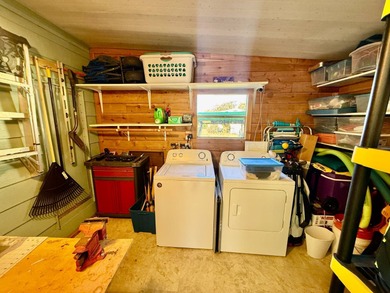 Home is located in Water Oak Country Club Estates in Lady Lake on Water Oak Country Club Estates in Florida - for sale on GolfHomes.com, golf home, golf lot