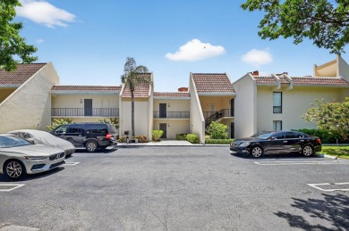 Beautifully Updated Move in Ready 2BR/2BA Condo with Golf Course on The President Country Club in Florida - for sale on GolfHomes.com, golf home, golf lot