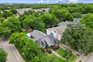 Take in breathtaking, unobstructed sunsets from this charming on Stevens Park Golf Course in Texas - for sale on GolfHomes.com, golf home, golf lot