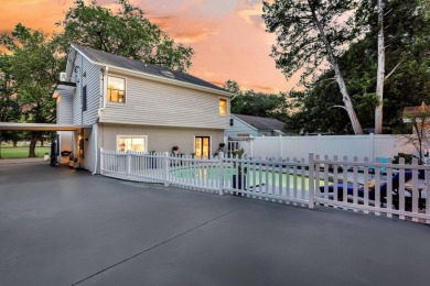 Tucked beneath a canopy of sweeping live oaks, this beautifully on Charleston Municipal Golf Course in South Carolina - for sale on GolfHomes.com, golf home, golf lot