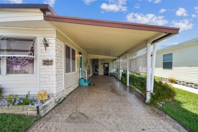 RARE Lakefront Double Wide in Highly Sought after Glenwood on Largo Golf Course in Florida - for sale on GolfHomes.com, golf home, golf lot